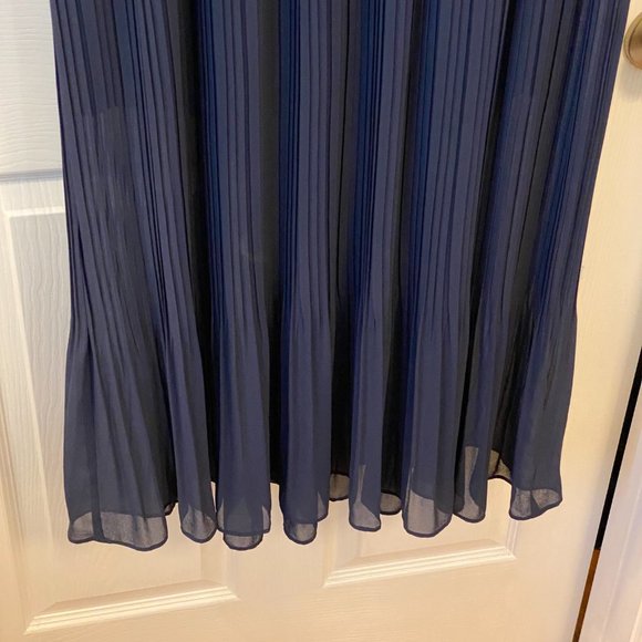 Torrid Pleated Chiffon Maxi Dress Navy - 2X - Picture 3 of 9